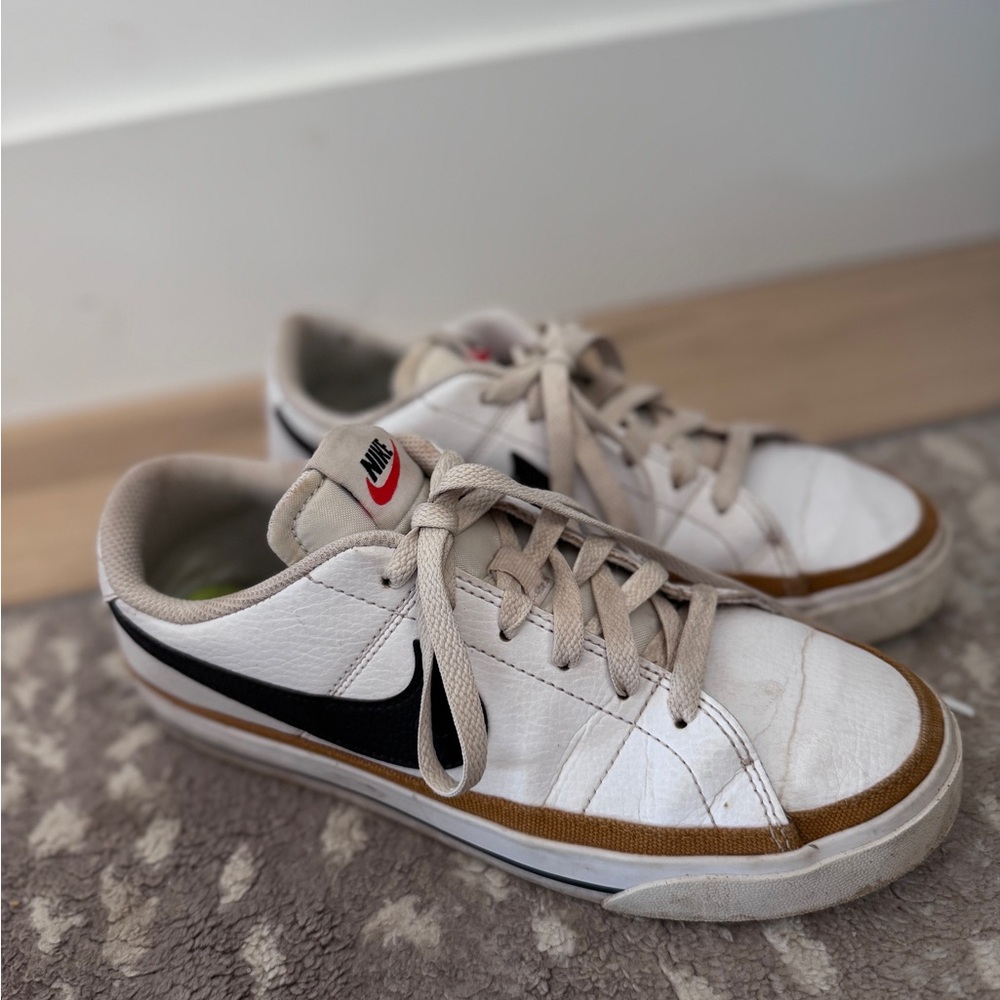 Nike White and Brown Casual Shoes